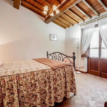 Rustic With Views Of Cortona